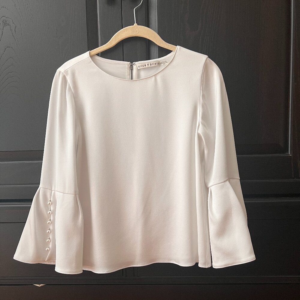 Alice & Olivia Bernice White Satin Ruffle Sleeve Top XS